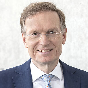 Dr Joachim Schönbeck