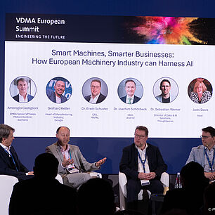 Panel AI with Ambrogio Castiglioni, Gerhard Keller, Dr. Erwin Schuster, Dr. Sebastian Werner und Jacki Davis as Host at the VDMA European Summit 2026 in Rome