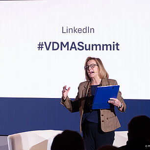 Jacki Davis, host at the VDMA European Summit 2026 in Rome, Italy