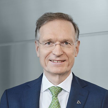 Headshot of Dr. Joachim Schönbeck, Speaker at the VDMA European Summit 2026 in Rome