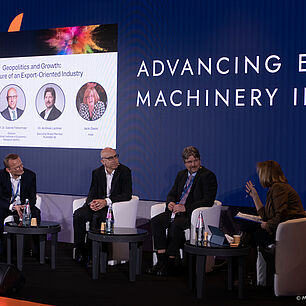 Panel with Andreas Evertz, Prof. Dr. Gabriel Felbermayr, Dr. Anderas Lackner and Jacki Davis as Host at the VDMA European Summit 2026 in Rome